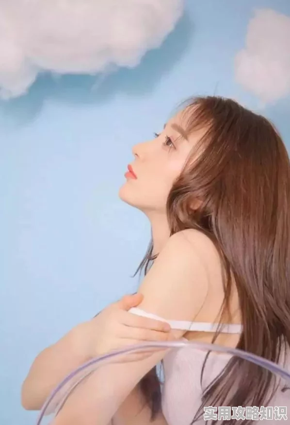 小妖精好紧好爽再浪一点浴室里的呻吟夹杂着水声更让人欲罢不能