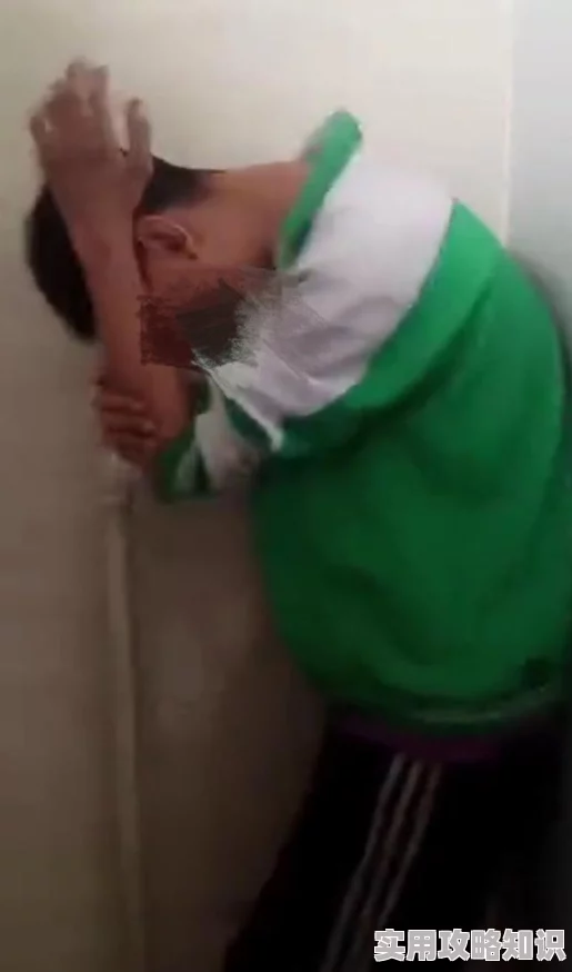 为什么两个奶头被吃高潮受不了引发讨论可能是因为它挑战了传统的性观念和表达方式